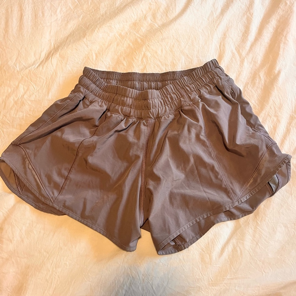 Lululemon Athletica Tan Athletic Shorts Lightweight Performance